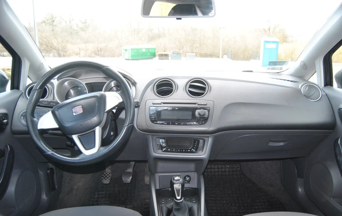 Seat Ibiza cena 16500 przebieg: 192280, rok produkcji 2009 z Mogilno małe 277